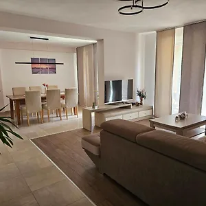 Apartment Premium Tade, Funtana